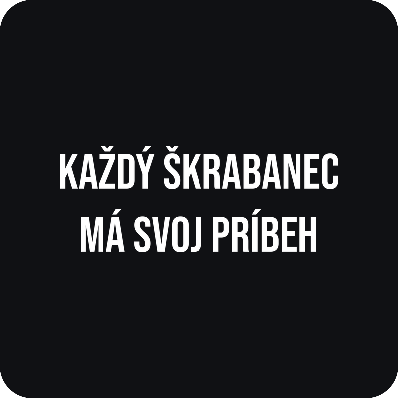 Nálepka Každý škrabanec má svoj príbeh Nálepka Každý škrabanec má svoj príbeh - rezaná nálepka na auto
